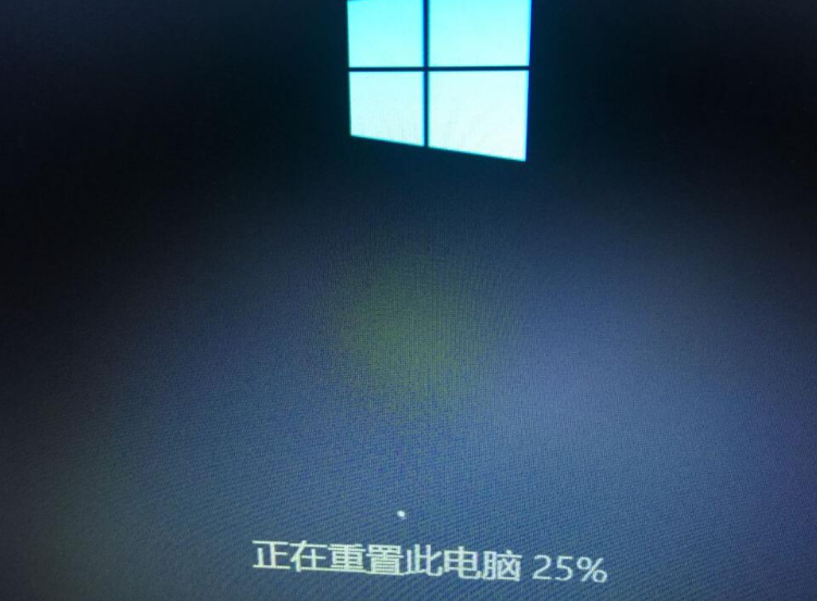 win10电脑恢复重置进度卡住怎么办